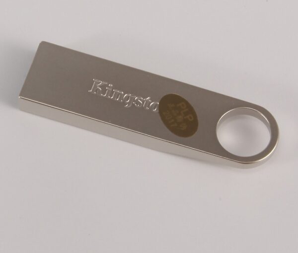 KingstonDTSE9G2 Metal U Disk 8G USB3.0. - Image 3