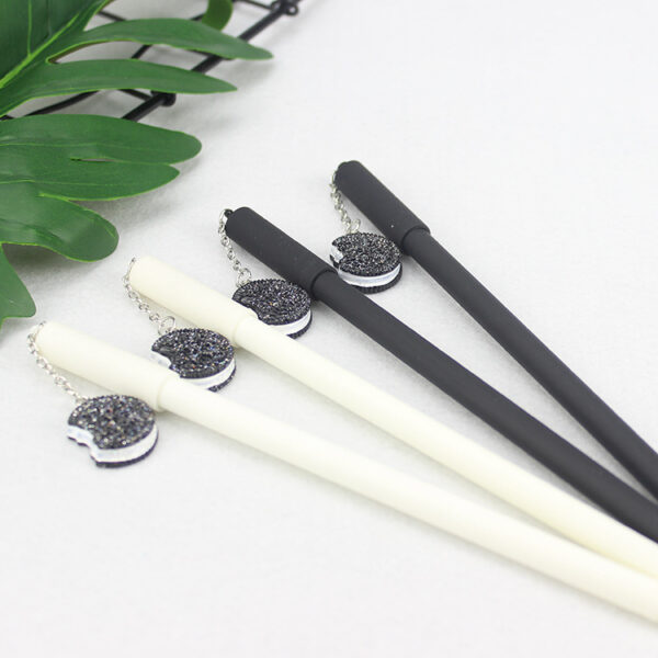 Pendant Gel Pen Student Creativity Popular Black And White - Image 4